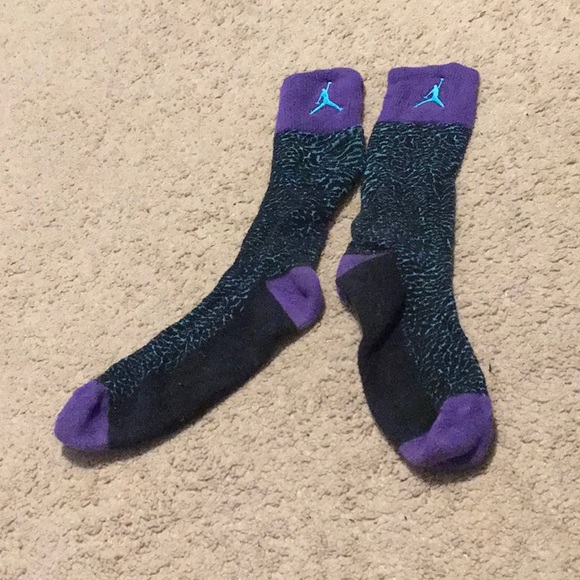 jordan socks purple